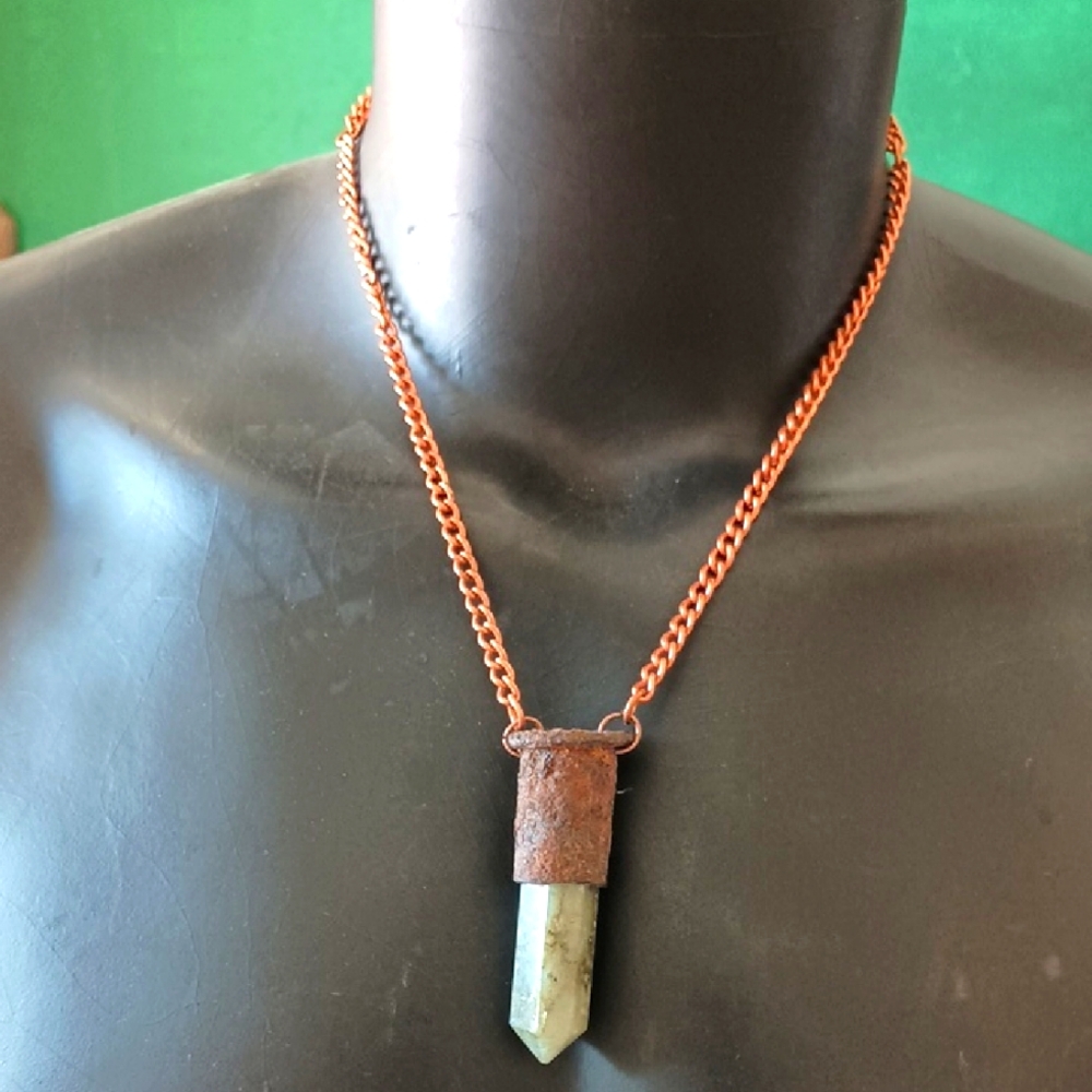 Rustic Copper and Labradorite Pendant Necklace